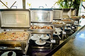 EL ARAM IMIRÁ BEACH RESORT