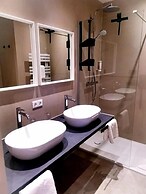 NOVALIS Hotel by AURUM Dresden