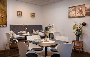 NOVALIS Hotel by AURUM Dresden