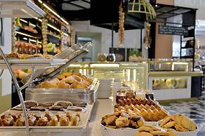 Airotel Stratos Vassilikos Hotel