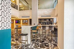 Airotel Stratos Vassilikos Hotel