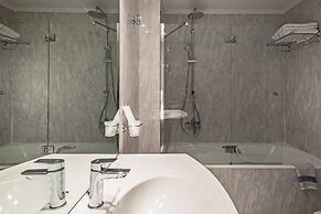 Airotel Stratos Vassilikos Hotel