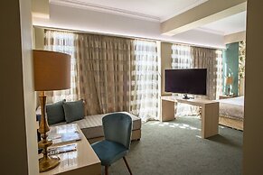 Airotel Stratos Vassilikos Hotel