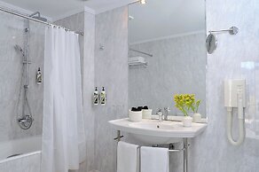 Airotel Stratos Vassilikos Hotel