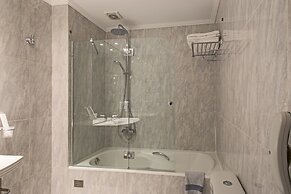 Airotel Stratos Vassilikos Hotel