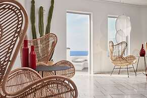 Kouros Hotel & Suites