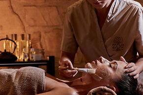 Kouros Hotel & Suites