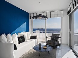 Kouros Hotel & Suites