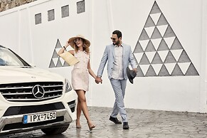 Kouros Hotel & Suites