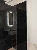 Kouros Hotel & Suites