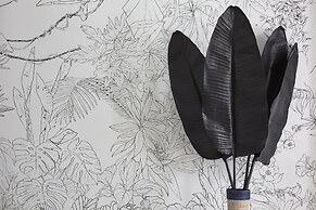 Kouros Hotel & Suites