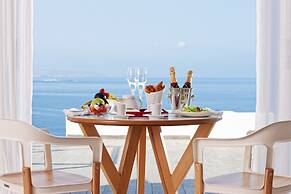 Kouros Hotel & Suites