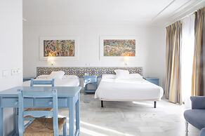 Playa De La Luz Hotel