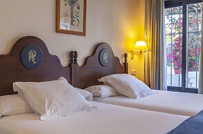 Playa De La Luz Hotel