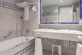 Playa De La Luz Hotel