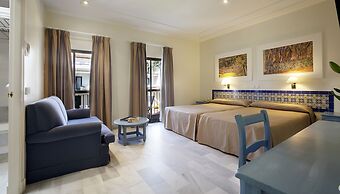 Playa De La Luz Hotel