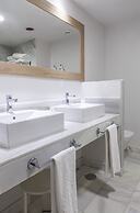 Playa De La Luz Hotel