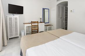 Playa De La Luz Hotel