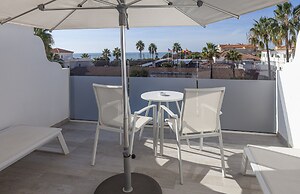 Playa De La Luz Hotel