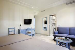 Playa De La Luz Hotel