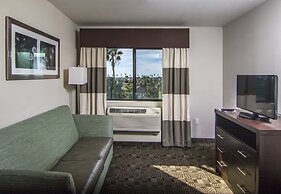 Holiday Inn Express Hotel & Suites Carlsbad Beach by IHG