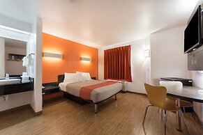 Motel 6 Dallas, TX - Northeast