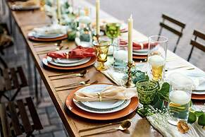 MeadowView Conference Resort & Convention Center