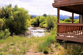 Twin Rivers Condominiums by Alderwood Colorado Management