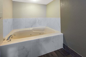 Baymont by Wyndham Downtown Detroit