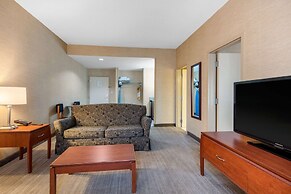 Quality Inn & Suites Benton - Draffenville