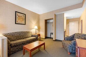 Quality Inn & Suites Benton - Draffenville