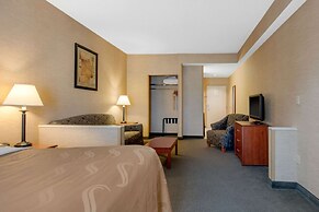 Quality Inn & Suites Benton - Draffenville