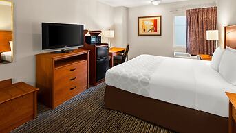 Magnuson Hotel Detroit Airport