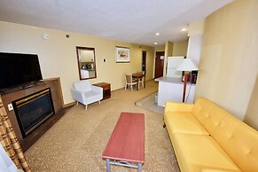 Holiday Inn Express & Suites St. Louis West - Fenton, an IHG Hotel