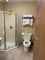 Holiday Inn Express & Suites St. Louis West - Fenton by IHG