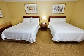 Holiday Inn Express & Suites St. Louis West - Fenton by IHG