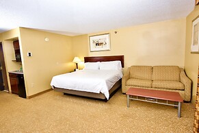 Holiday Inn Express & Suites St. Louis West - Fenton by IHG