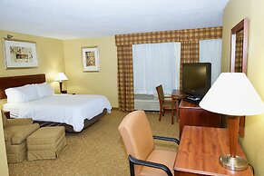 Holiday Inn Express & Suites St. Louis West - Fenton by IHG