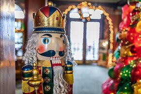 The Crescent Hotel and Spa