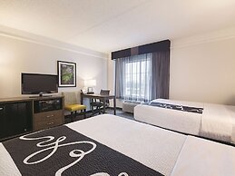 La Quinta Inn & Suites by Wyndham Dallas Plano West