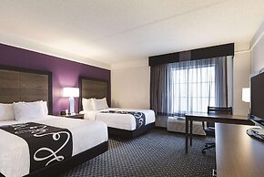 La Quinta Inn & Suites by Wyndham Dallas Plano West