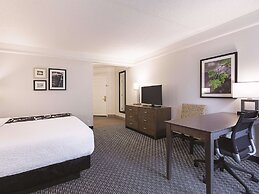 La Quinta Inn & Suites by Wyndham Dallas Plano West