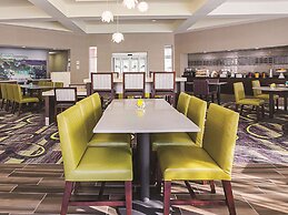 La Quinta Inn & Suites by Wyndham Dallas Plano West