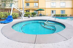 La Quinta Inn & Suites by Wyndham Tampa Brandon Regency Park