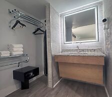 The Harrison Hotel Downtown Hollywood