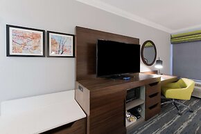 Hampton Inn & Suites Chicago/Hoffman Estates