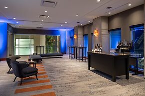 Delta Hotels by Marriott Vancouver Downtown Suites