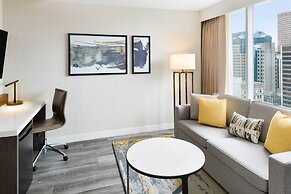 Delta Hotels by Marriott Vancouver Downtown Suites