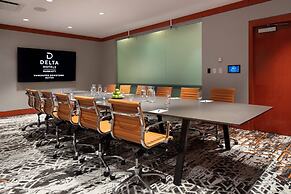 Delta Hotels by Marriott Vancouver Downtown Suites