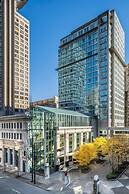 Delta Hotels by Marriott Vancouver Downtown Suites